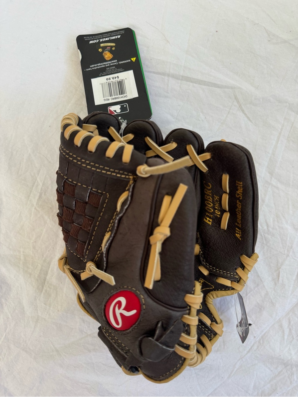 Rawlings baseball glove - new with tags age 5-7